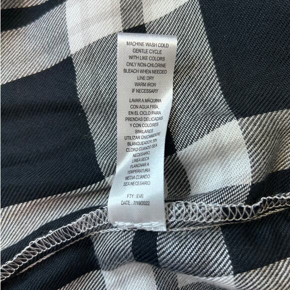 Inner Circle Women’s Long Sleeve Smock Bodice Blouse, Black Plaid, size XL - Picture 8 of 10